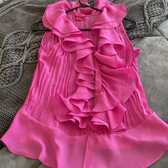 Perfect summer blouse. Pretty pink. - Picture 4 of 5
